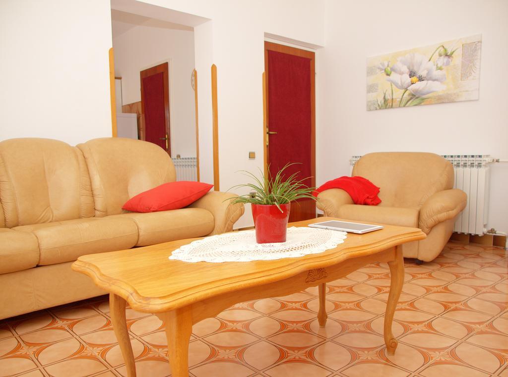 Apartment Taja Ližnjan Cameră foto