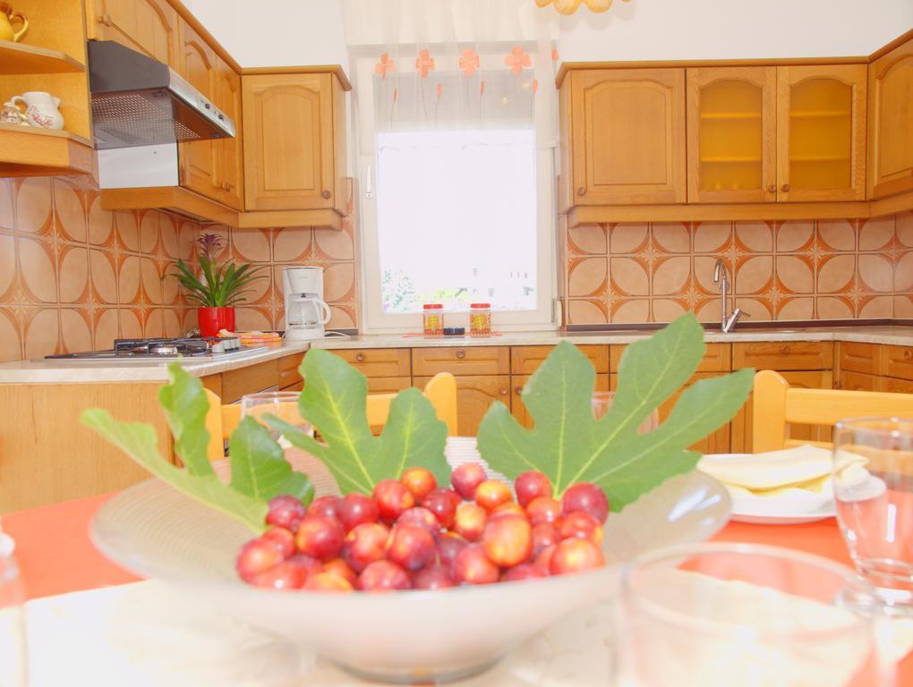Apartment Taja Ližnjan Cameră foto